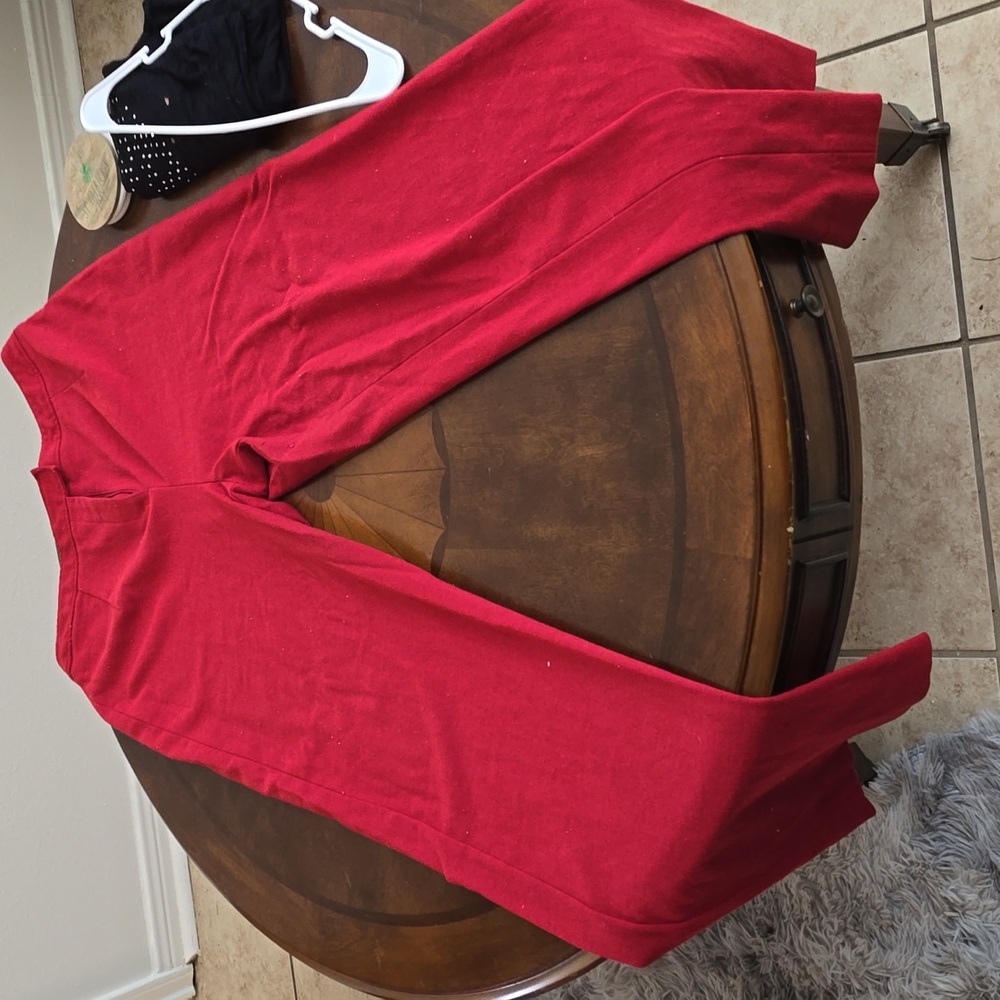 Red pants - Picture 2 of 2